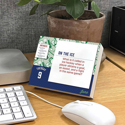 CarouselCalendars Dagelijkse Sportweetjes Scheurkalender 2026 Boxed