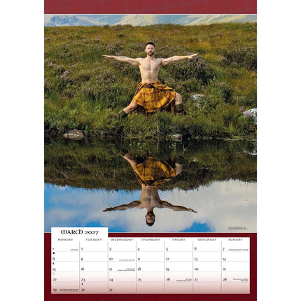 CarouselCalendars Kilted Yoga Kalender 2027 A3