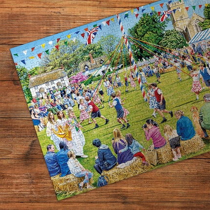 Gibsons Around the Maypole Puzzel 250XL Stukjes