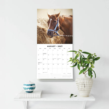 Red Robin On The Farm Kalender 2027