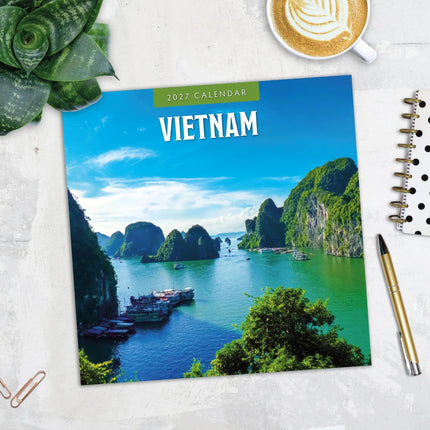 Red Robin Vietnam Kalender 2027